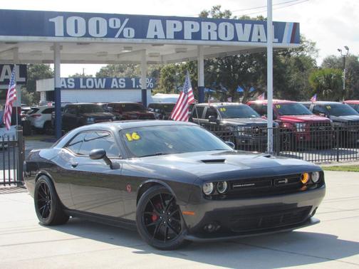 2016 Dodge Challenger R/T Scat Pack