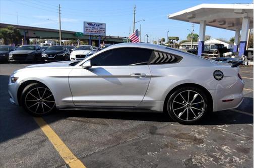 2017 Ford Mustang EcoBoost