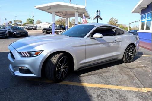 2017 Ford Mustang EcoBoost