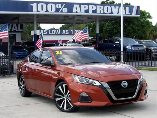 2021 Nissan Altima SR FWD