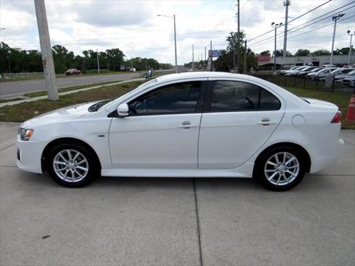 2016 Mitsubishi Lancer ES