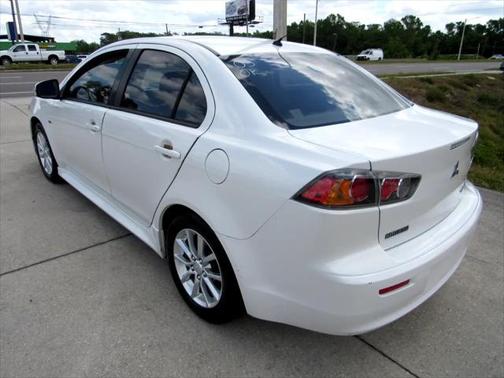 2016 Mitsubishi Lancer ES