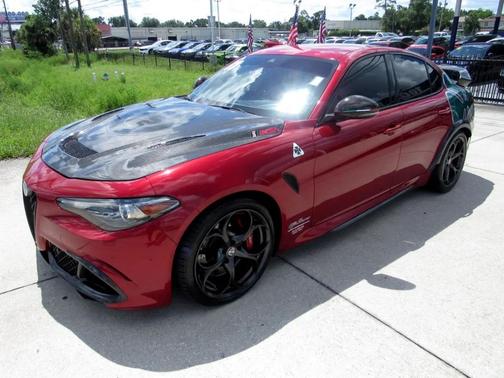 2017 Alfa Romeo Giulia Quadrifoglio