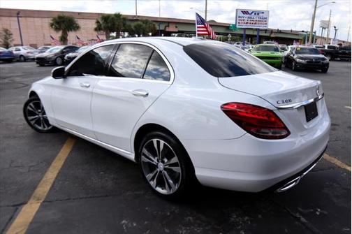 2016 Mercedes-Benz C-Class Sport