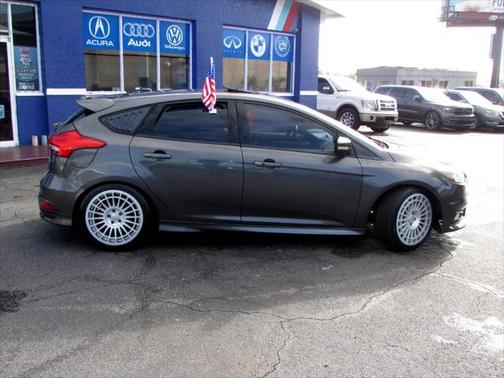 2016 Ford Focus ST