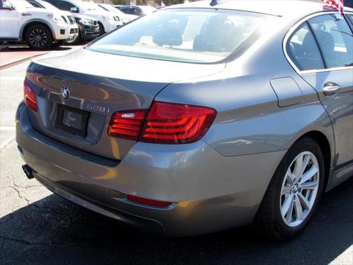 2015 BMW 528 4dr Sdn 528i RWD