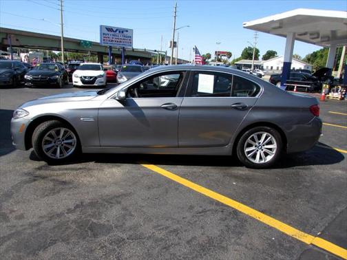 2015 BMW 528 4dr Sdn 528i RWD
