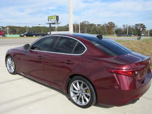 2017 Alfa Romeo Giulia Base