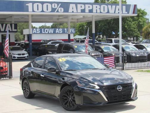 Super Black 2025 Nissan Altima SV FWD
