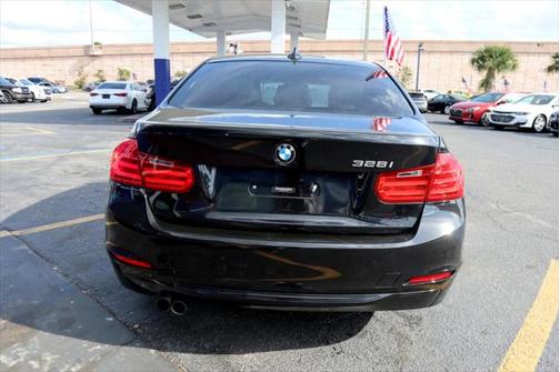 2013 BMW 328 4dr Sdn 328i RWD