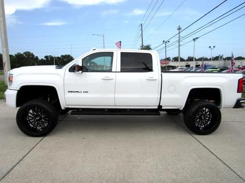 2017 GMC Sierra 3500 Denali