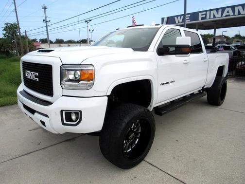 2017 GMC Sierra 3500 Denali