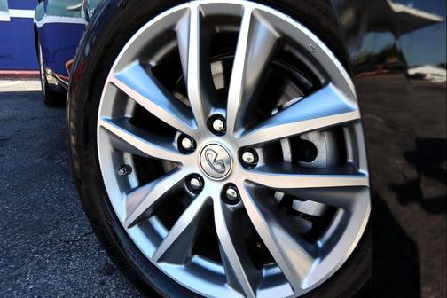 2015 INFINITI Q50 Premium