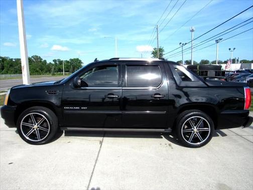 2013 Cadillac Escalade EXT Premium
