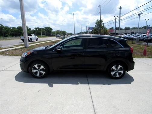 2017 Kia Niro EX