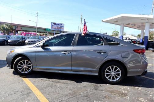 2019 Hyundai SONATA SE
