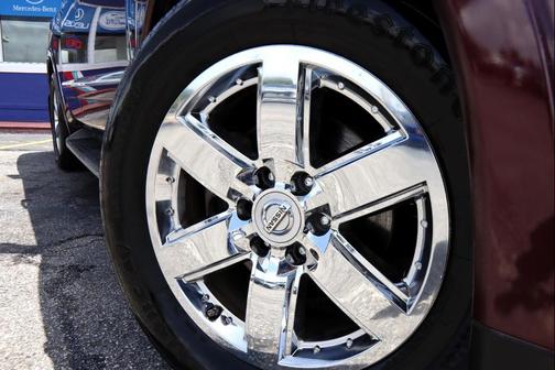 2013 Nissan Armada Platinum