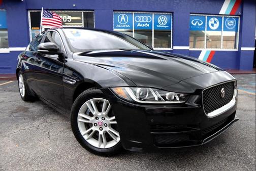 2017 Jaguar XE 25t Premium