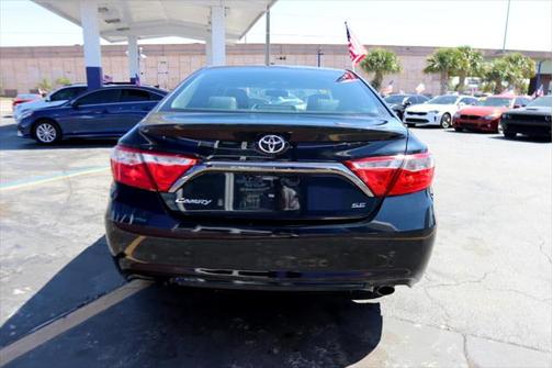 2016 Toyota Camry SE w/Special Edition Pkg