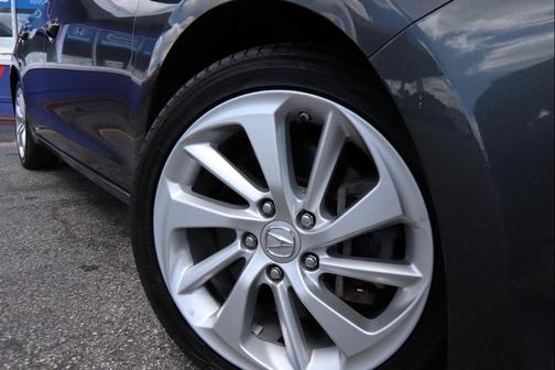 2016 Acura ILX Technology Plus Package
