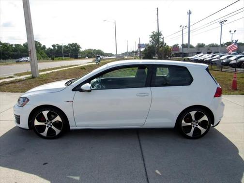 2015 Volkswagen Golf GTI 2.0T S 4-Door