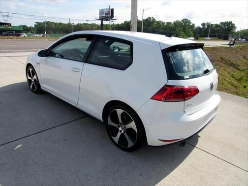 2015 Volkswagen Golf GTI 2.0T S 4-Door