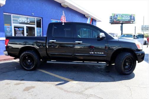 2010 Nissan Titan LE