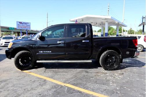 2010 Nissan Titan LE