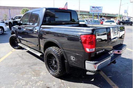 2010 Nissan Titan LE