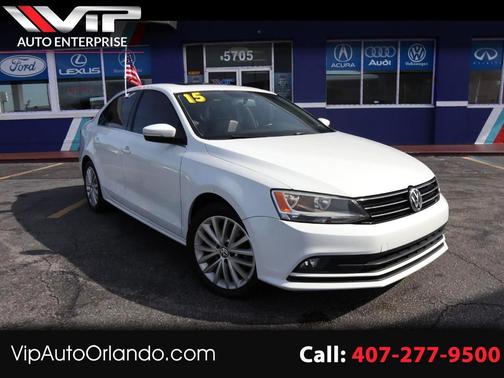 2015 Volkswagen Jetta Auto SE w/Connectivity/Navigation