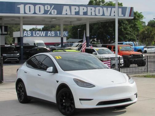 Pearl White Multi-Coat 2021 Tesla Model Y Long Range Dual Motor All-Wheel Drive