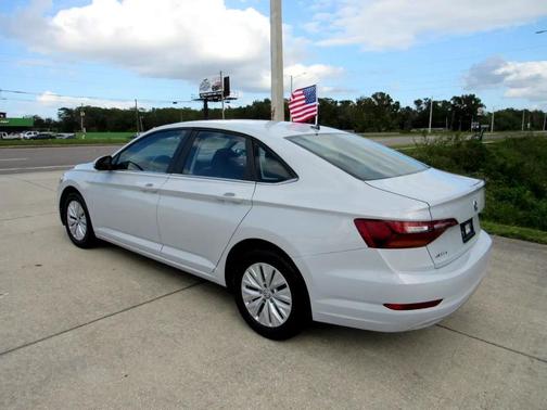 2019 Volkswagen Jetta 1.4T R-Line