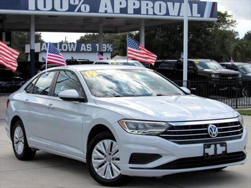 2019 Volkswagen Jetta 1.4T R-Line