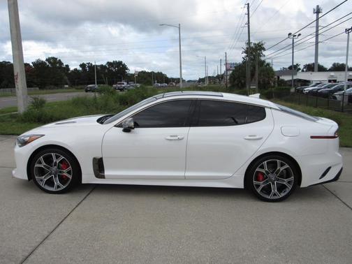 2019 Kia Stinger GT1