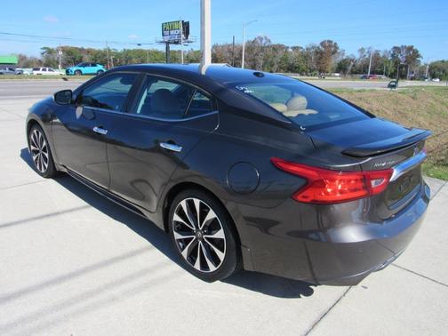 2016 Nissan Maxima 3.5 SR