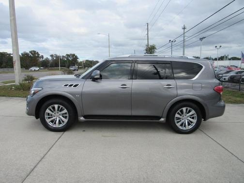 2017 INFINITI QX80 Base