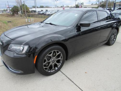 2016 Chrysler 300 S