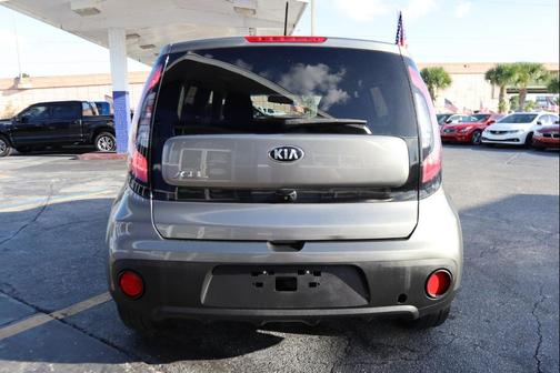 2019 Kia Soul Base