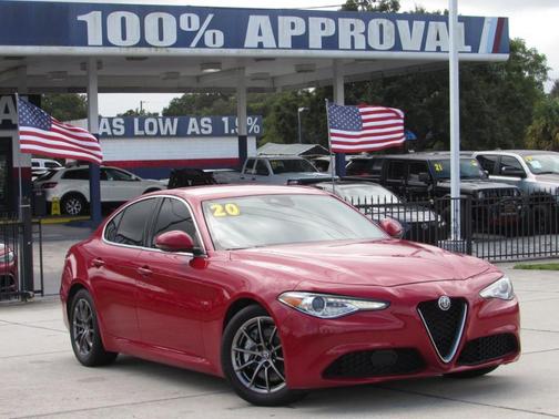 2020 Alfa Romeo Giulia Base