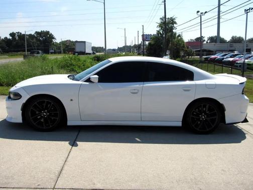 2019 Dodge Charger Scat Pack