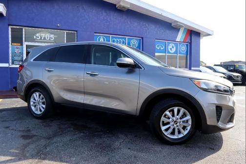 2019 Kia Sorento LX
