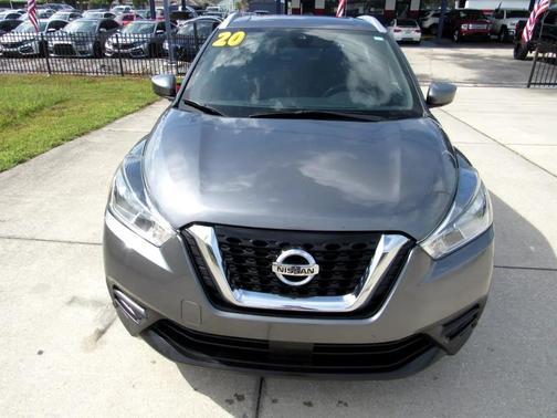 2020 Nissan Kicks SV