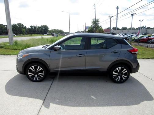 2020 Nissan Kicks SV
