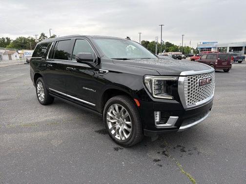 Onyx Black 2023 GMC Yukon XL Denali