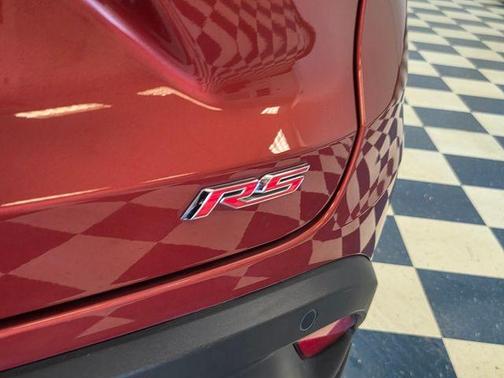 Orange Metallic 2024 Chevrolet Trax 1RS