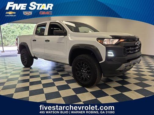 Summit White 2024 Chevrolet Colorado Trail Boss