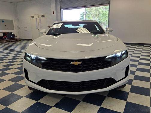 Summit White 2023 Chevrolet Camaro 1LT