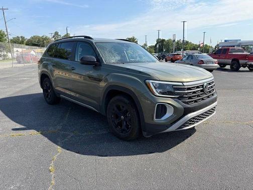 Avocado Green 2024 Volkswagen Atlas 2.0T Peak Edition SE w/Technology