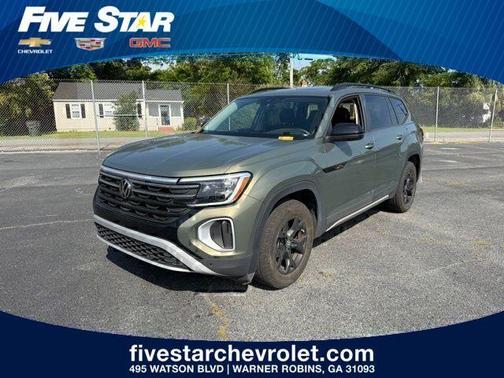 Avocado Green 2024 Volkswagen Atlas 2.0T Peak Edition SE w/Technology