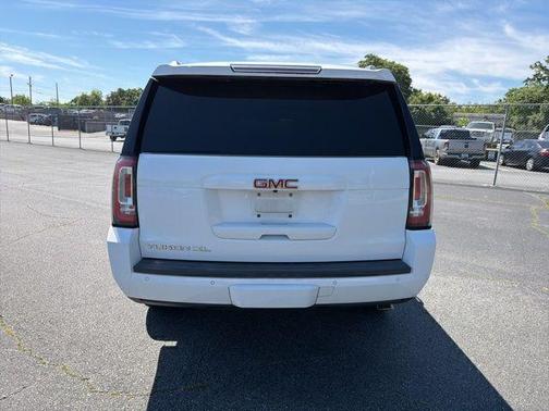 Summit White 2018 GMC Yukon XL SLT